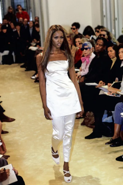 Look 48
